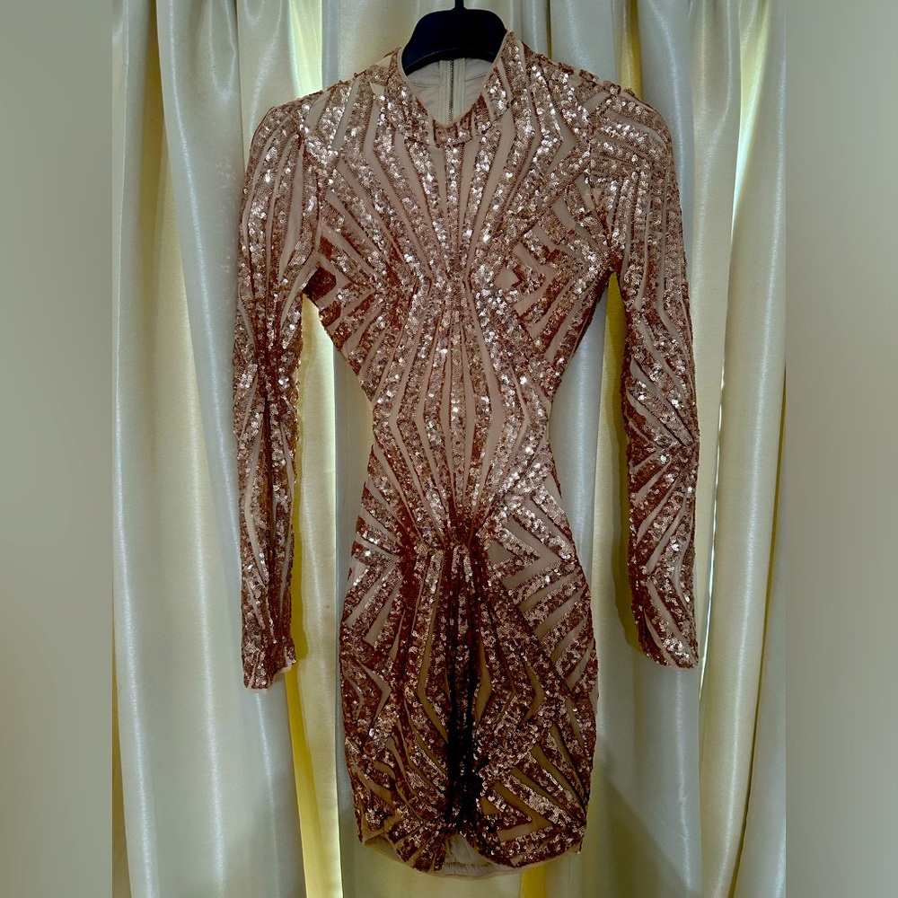Long Sleeved Sequenced Dress - Rose Gold